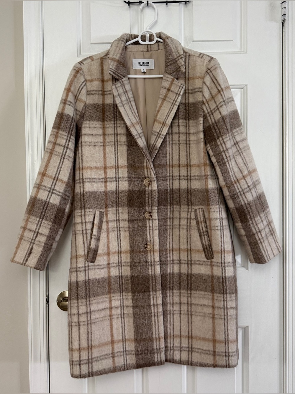 BB Dakota Plaid Single-Breasted Coat - Beige/Brown